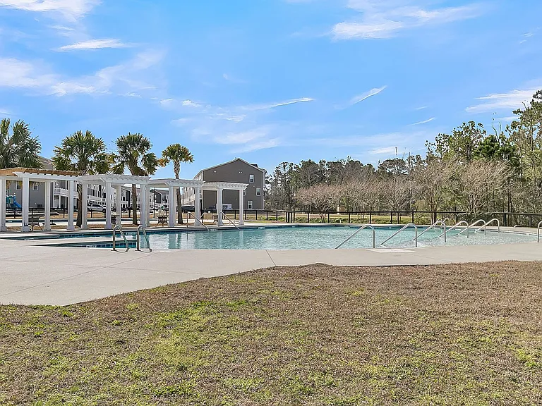 534 Alderly Dr — Photo 47