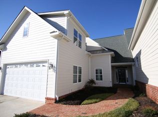 608 Edgewood Cir, Halifax, VA