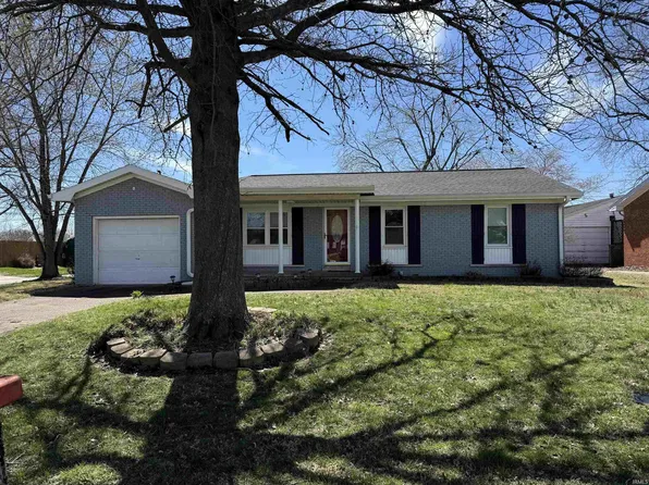 10455 Cricklewood Dr, Newburgh, IN 47630