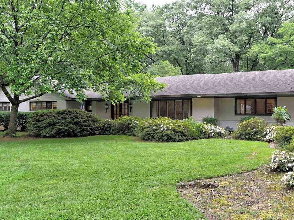 1st image of 1110 Audubon Dr