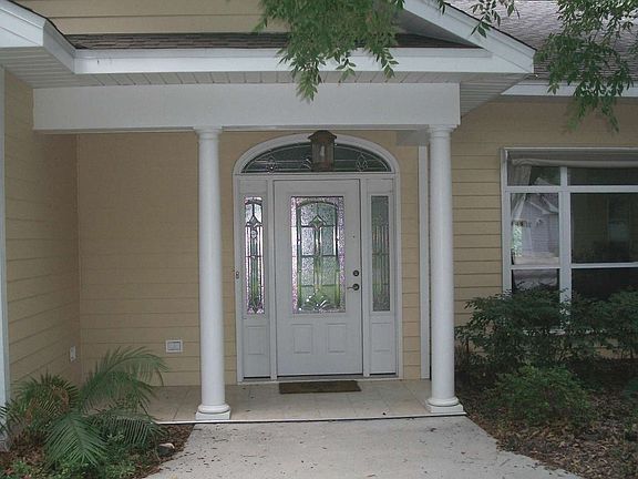 2nd image of 10270 Wildwood Cir