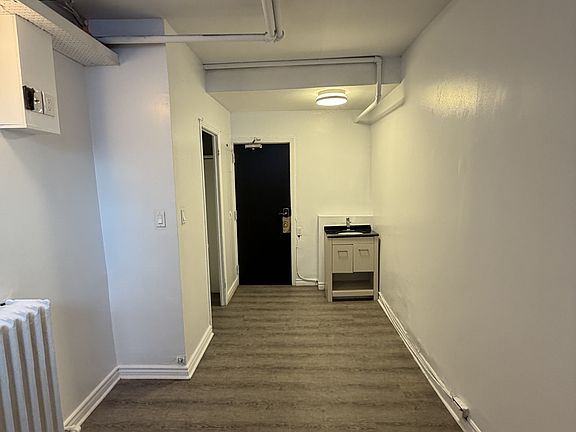 3rd image of 119 Daly Ave #3