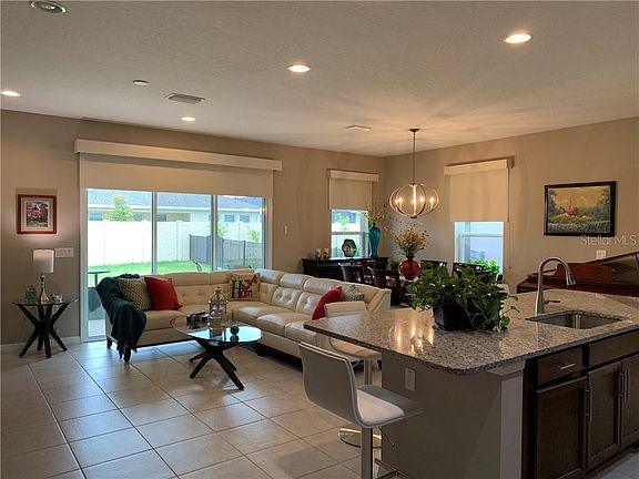 2nd image of 805 Hidden Moss Dr