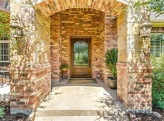 4th image of 6524 Ladybank Ct W
