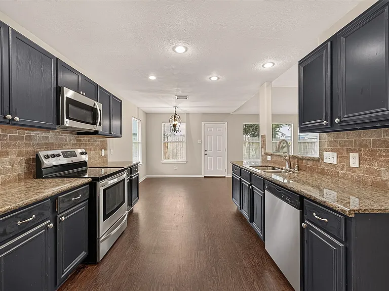 25223 Clover Ranch Dr — Photo 21