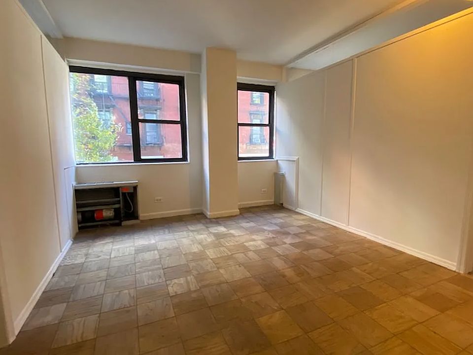 1st image of 300 W 55th St APT 2D