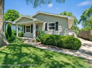 2218 Coolridge Rd, Holt, MI 48842