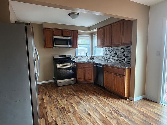 5th image of 5619 Brownfield Dr