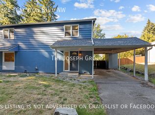 5726 Tracyton Blvd NW, Bremerton, WA 98311