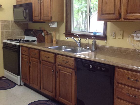 3rd image of 73 Pheasant Way