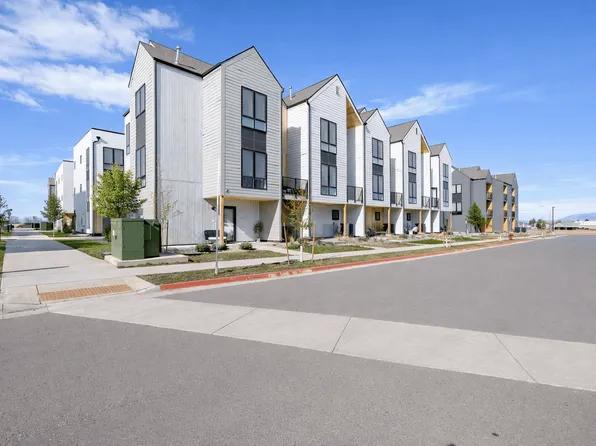 Highmark Bozeman Apartments & Townhomes