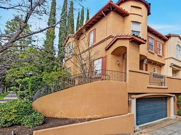 139 Cuesta Dr, Los Altos, CA 94022