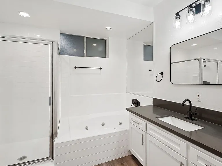 4532 Murietta Ave — Photo 28