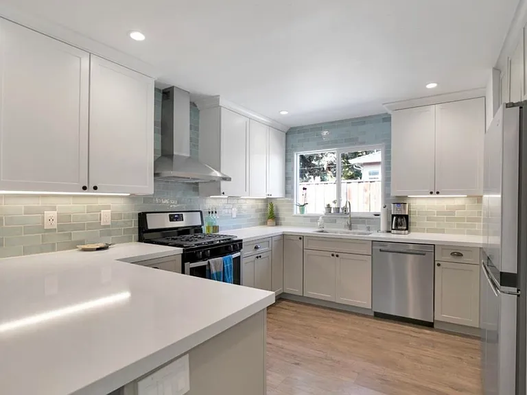 625 Marnell Ave — Photo 4
