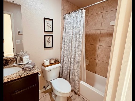 5th image of 501 El Cerro Dr #1