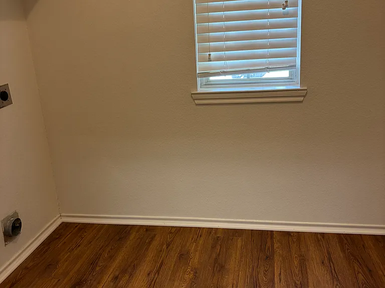 2929 Muirfield Dr — Photo 8