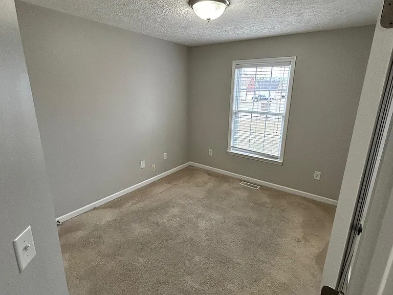 122 Raven Ct — Photo 17