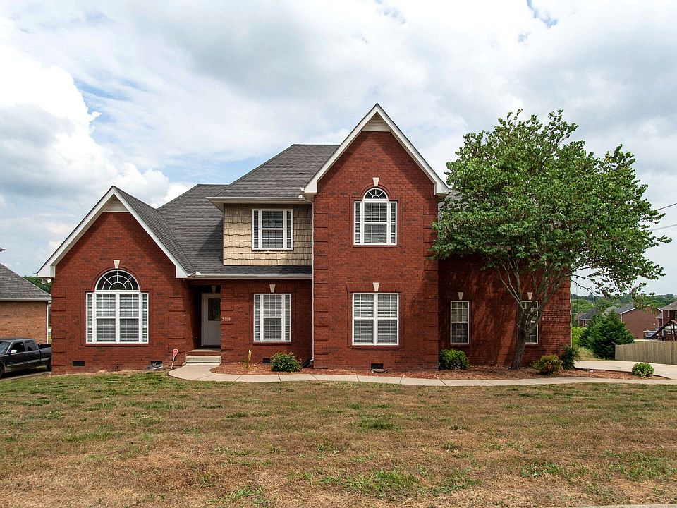 1st image of 3909 Henricks Hill Dr