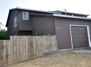 9950 SW Frewing St, Tigard, OR 97223