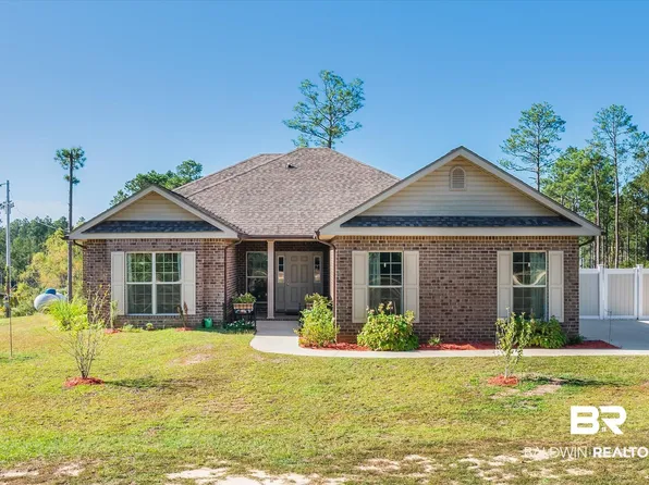 890 Jelks Rd, Wagarville, AL 36585