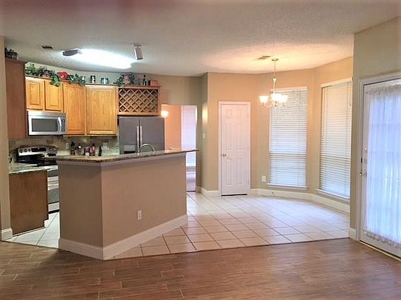 4th image of 1816 Ingleside Dr