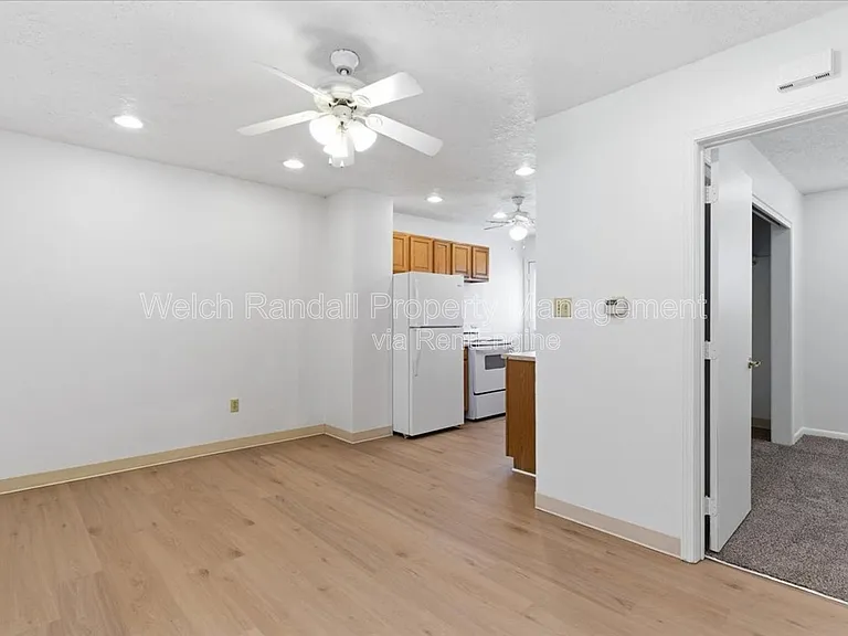 2353 Jackson Ave — Photo 7