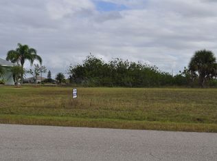 1043 NW 35th Ave, Cape Coral, FL 33993