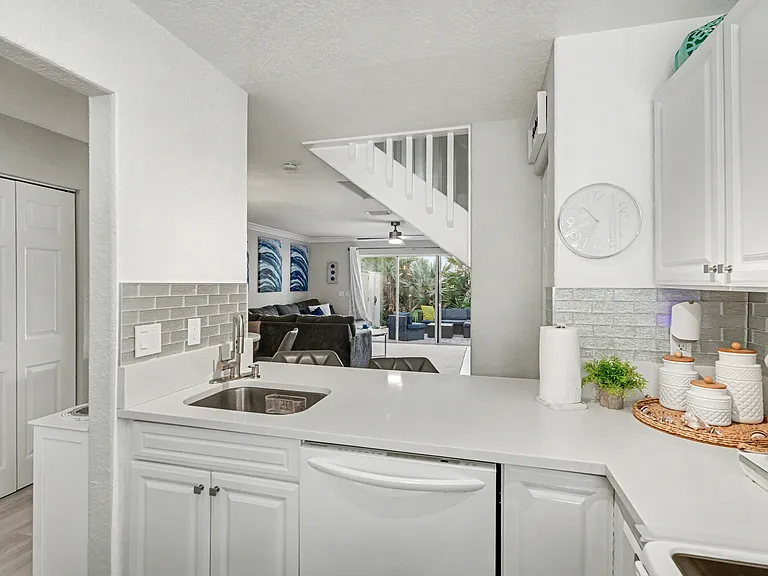 668 Seaport Blvd #668 — Photo 11
