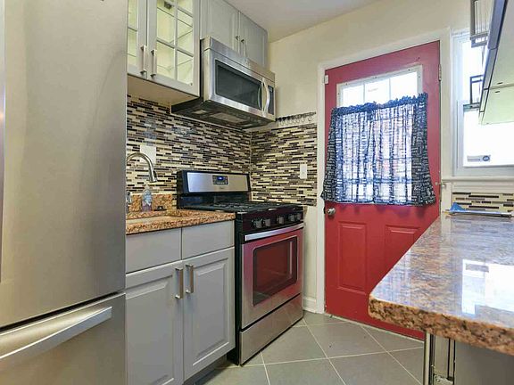 640 Chesapeake St SE-14_10132022