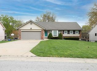 7005 Widmer Rd, Shawnee, KS 66216