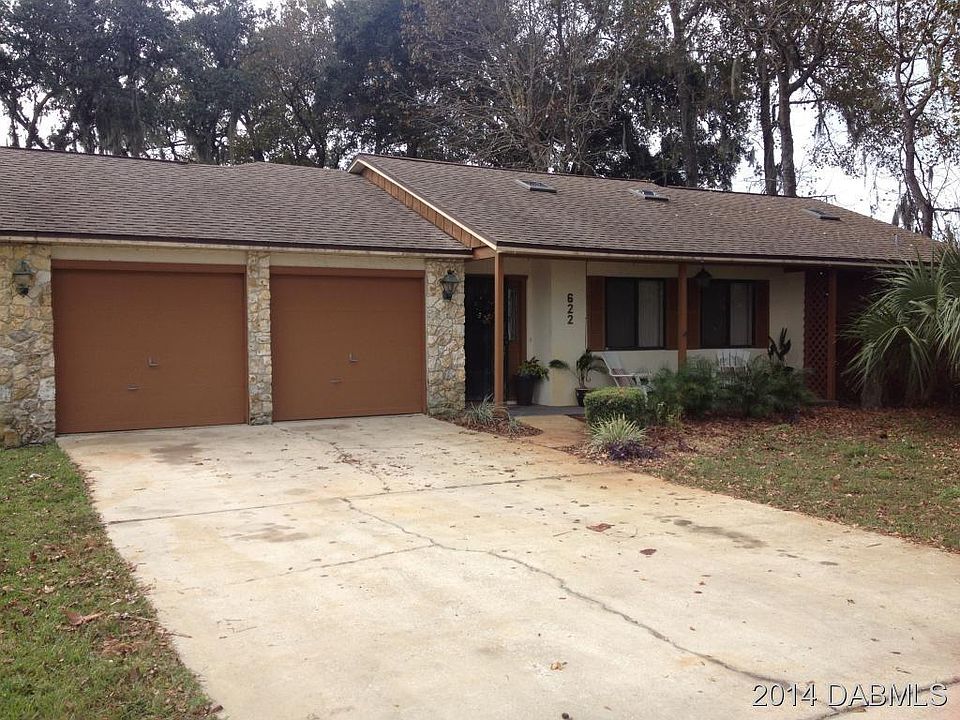 1st image of 622 Crown Ln