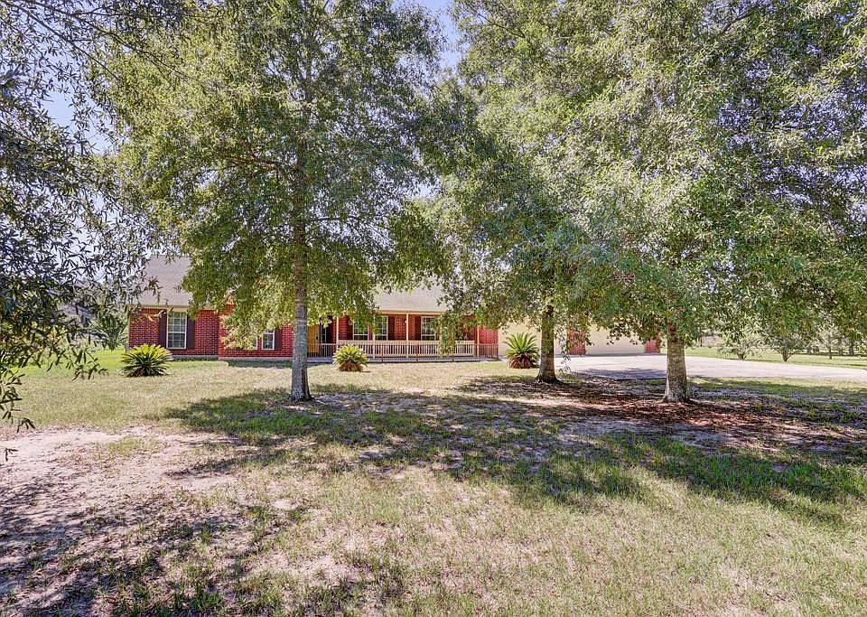 1st image of 19342 Riverwalk Dr