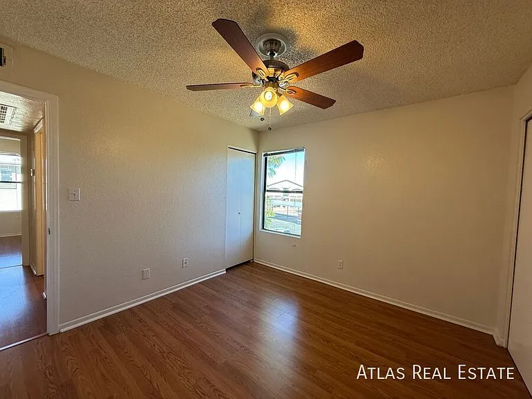 465 W Ivyglen St #3-205 — Photo 2
