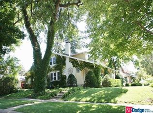 3334 Pine St, Omaha, NE 68105