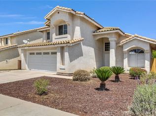 661 La Cumbre Cir, Corona, CA 92879