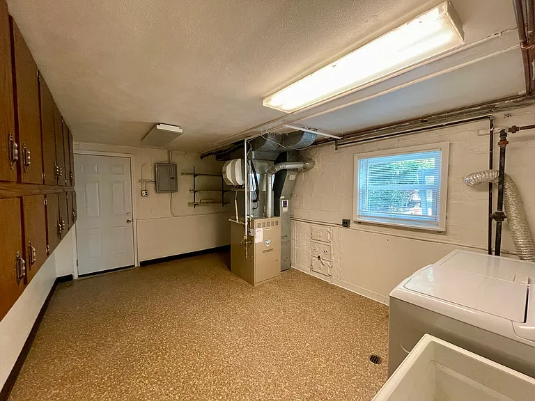7150 N Crawford Ave — Photo 20