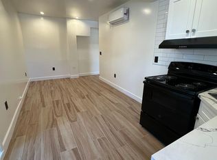 8107 5th St #F, Downey, CA 90241