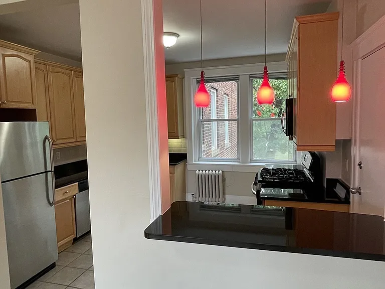 235 Freeman St #6 — Photo 6