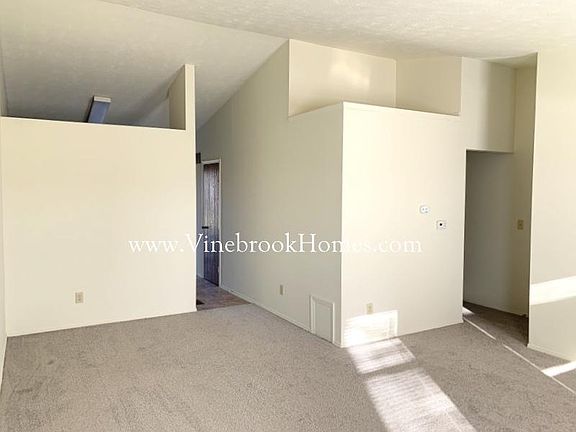 3rd image of 8288 Schoolgate Dr