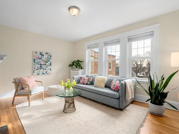 173 Hancock St APT 7, Cambridge, MA 02139