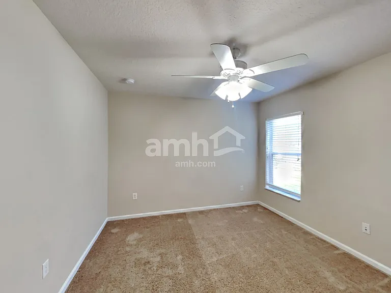 7330 Crescent Palm Dr — Photo 20