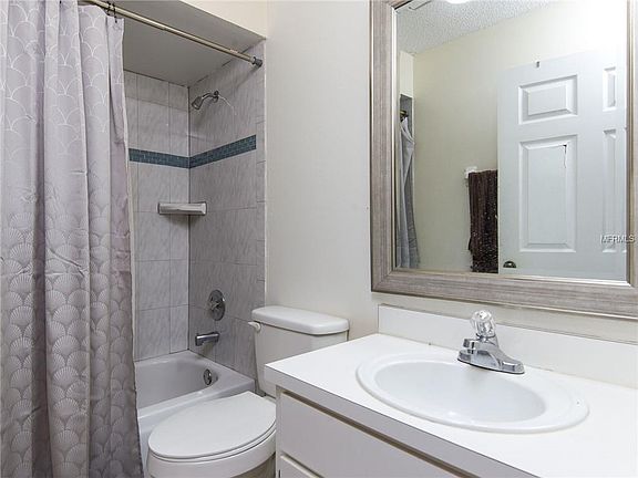5th image of 6753 King Rail Ct