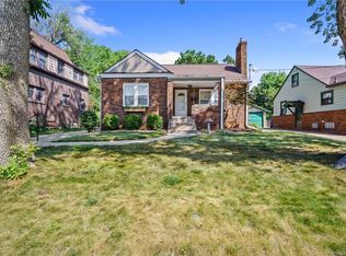 3821 Franklin Ave, Des Moines, IA 50310