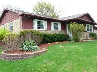 6425 Smoke Rise Trl, Grand Blanc, MI 48439