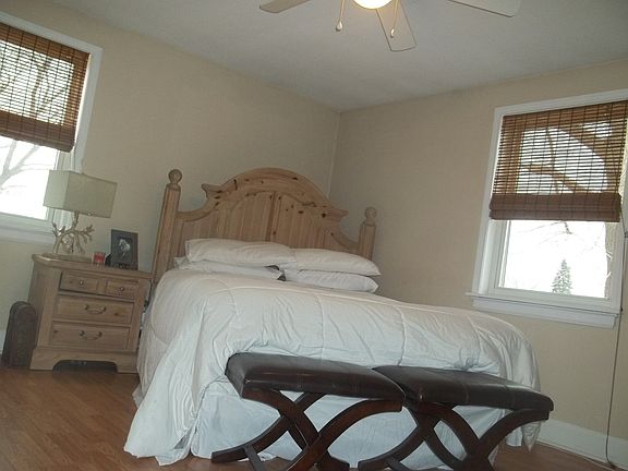 5th image of 372A Hackett Blvd