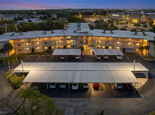 2244 Winkler Ave APT 301, Fort Myers, FL 33901