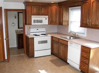85 Westmont Dr, Waterbury, CT 06708