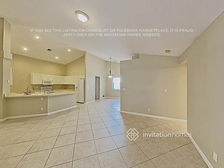6676 Blue Bay Cir — Photo 7