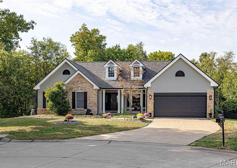 1st image of 105 Creek View Pl