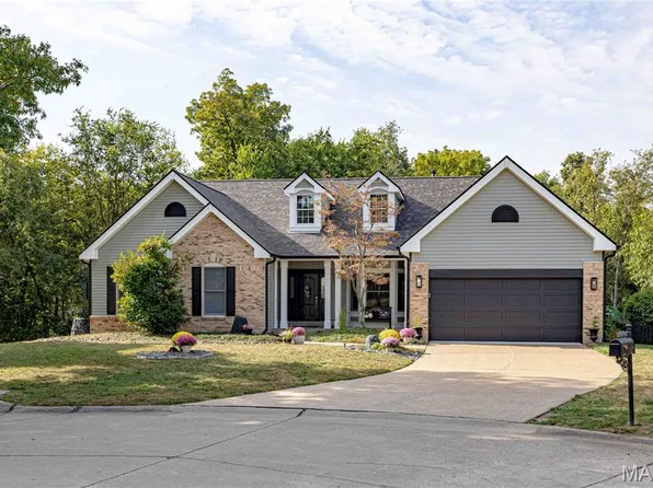 105 Creek View Pl, Saint Charles, MO 63304